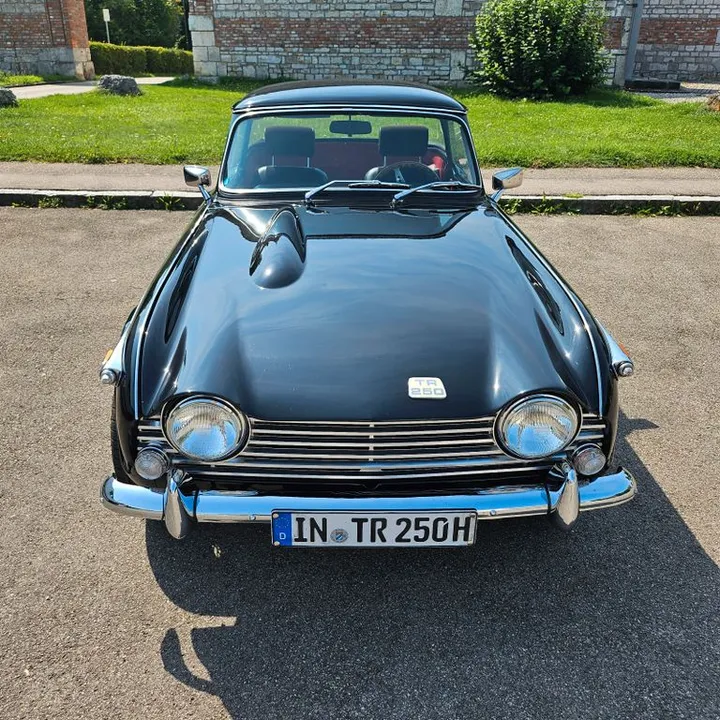 Triumph TR5