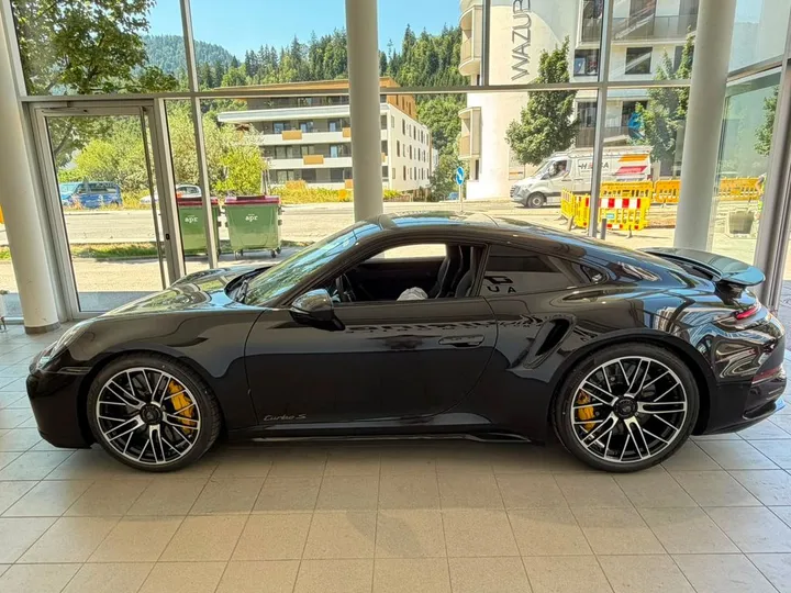 Porsche 992