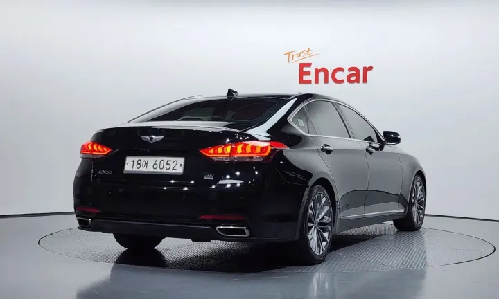 Hyundai Genesis