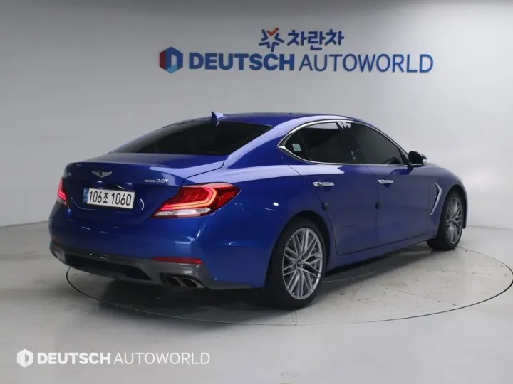 Genesis G70