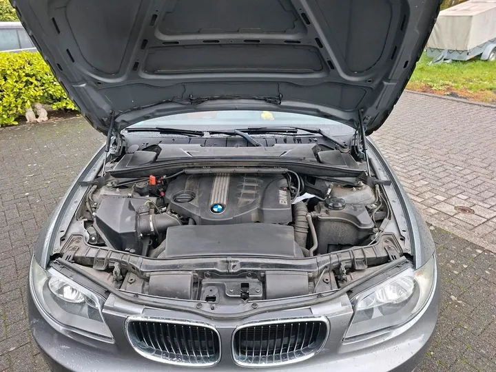 BMW 123