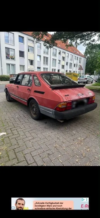 Saab 900