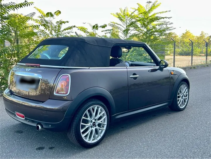 MINI Cooper Cabrio