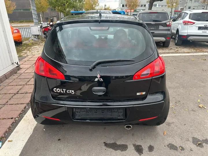 Mitsubishi Colt