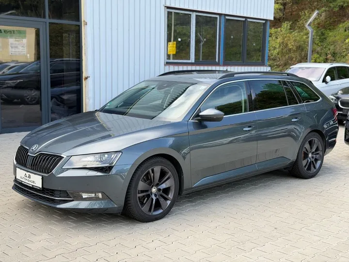 Škoda Superb