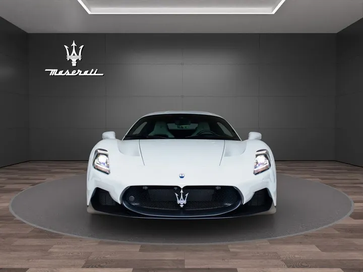 Maserati MC20