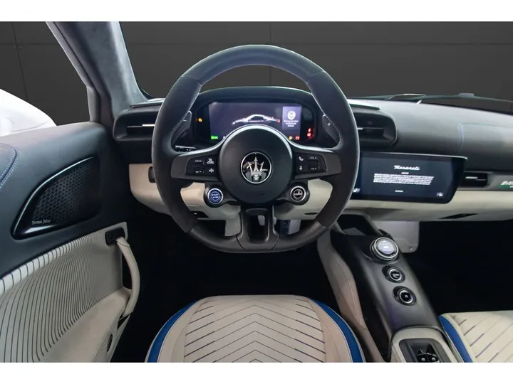 Maserati MC20