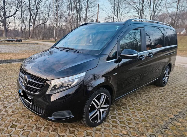 Mercedes-Benz V 250