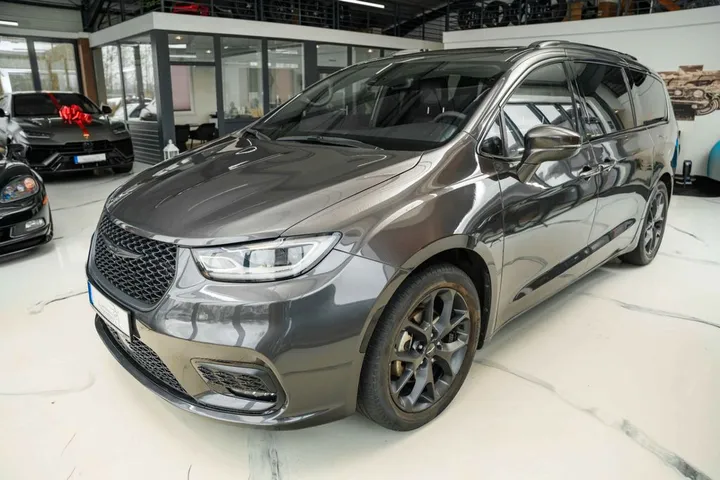 Chrysler Pacifica