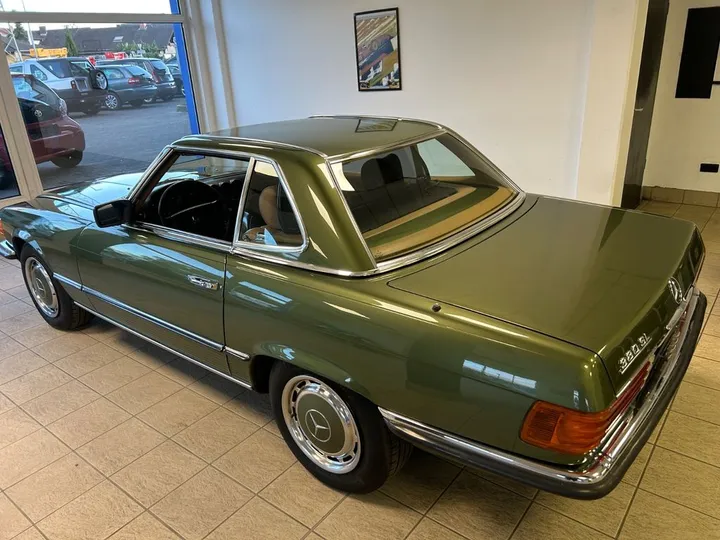 Mercedes-Benz 380