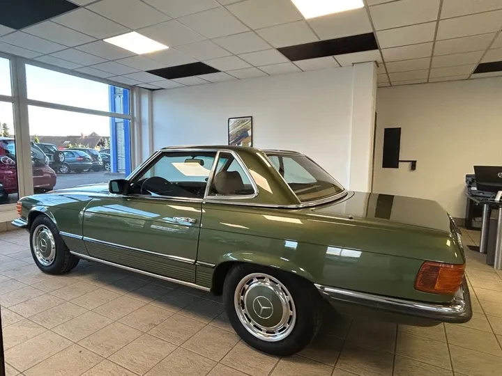 Mercedes-Benz 380