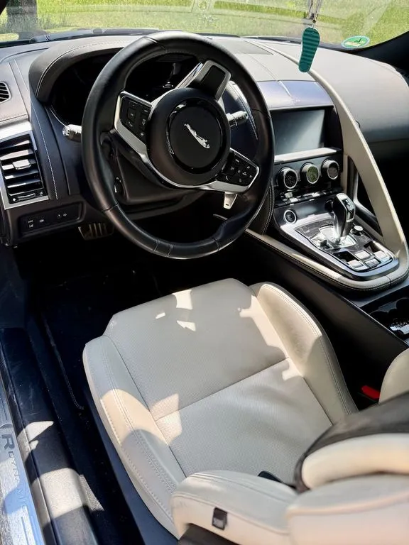 Jaguar F-Type