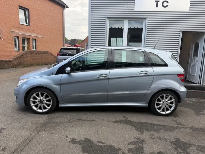 Mercedes-Benz B 150