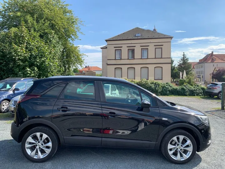 Opel Crossland (X)