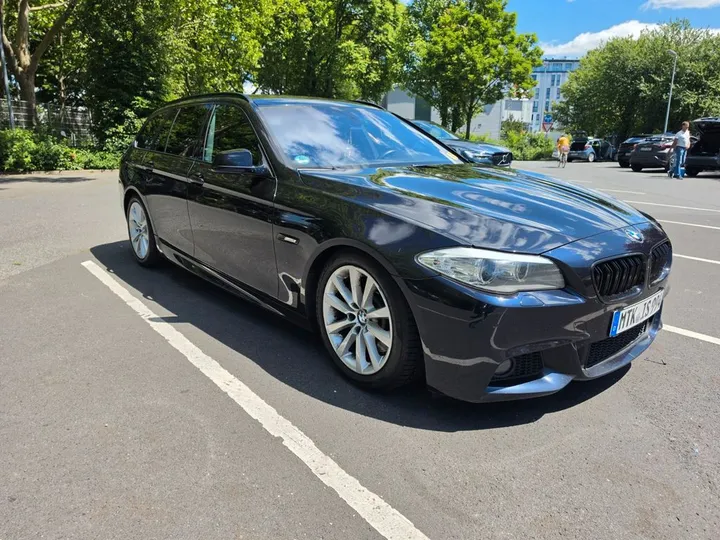 BMW 525