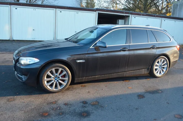 BMW 525