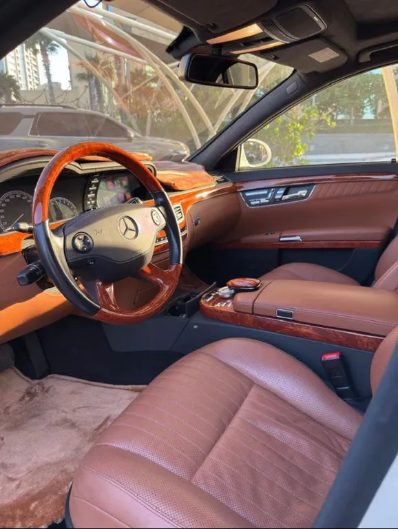 Mercedes-Benz S 600