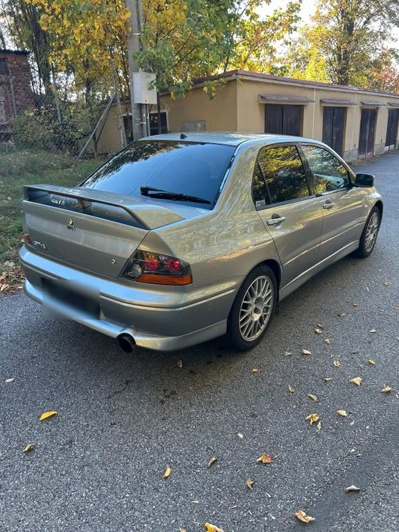 Mitsubishi Lancer