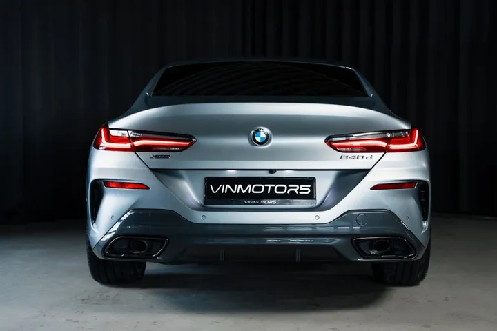 BMW 840