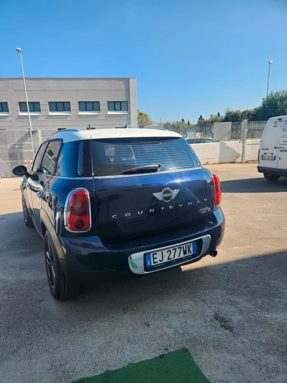MINI Countryman D (Cooper)
