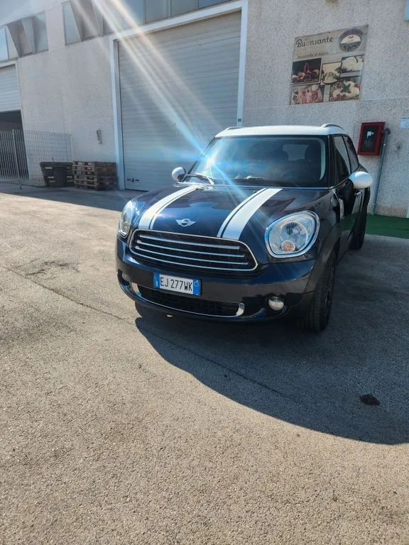 MINI Countryman D (Cooper)