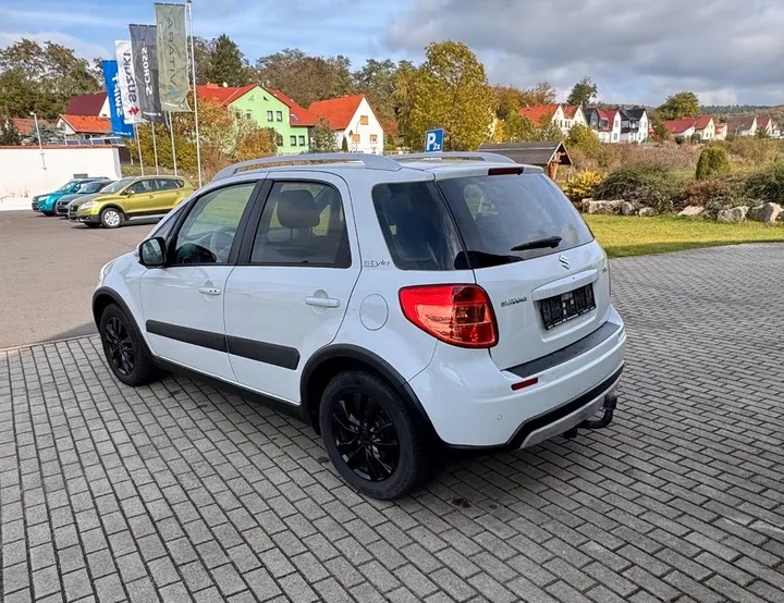 Suzuki SX4