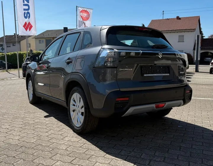 Suzuki (SX4) S-Cross