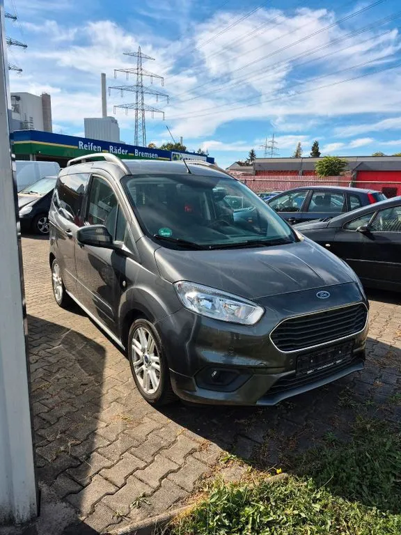 Ford Tourneo Courier