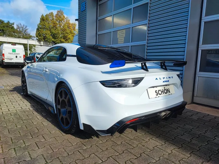 Alpine A110