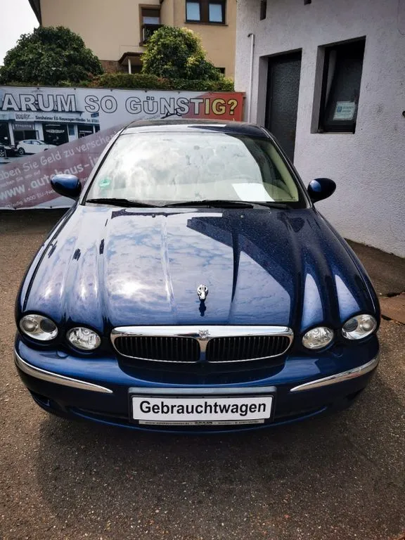 Jaguar X-Type