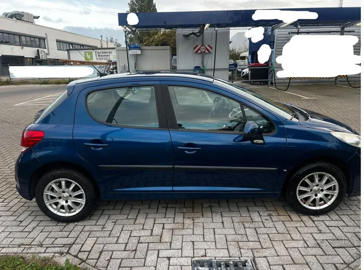 Peugeot 207