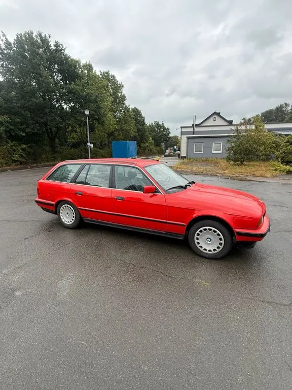 BMW 525
