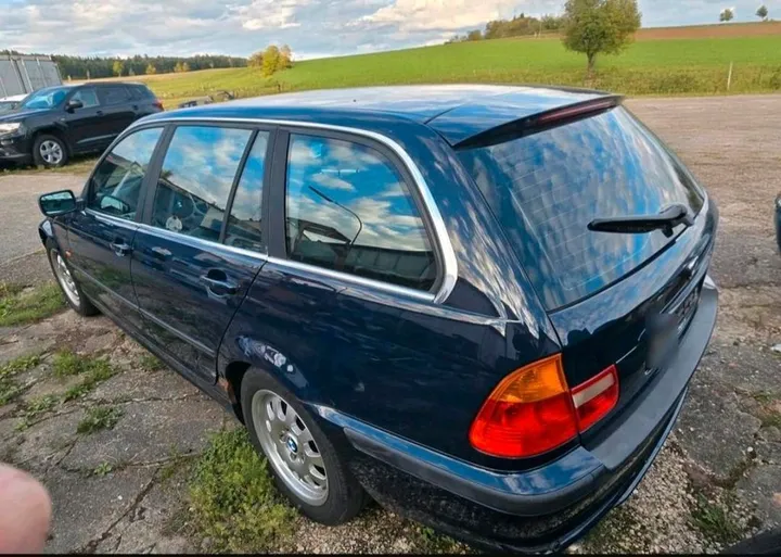BMW 325