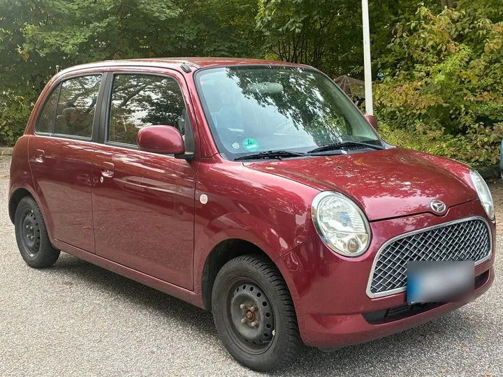 Daihatsu TREVIS