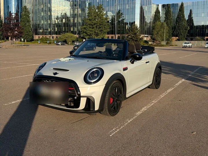 MINI John Cooper Works Cabrio