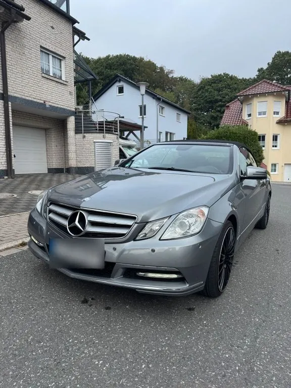 Mercedes-Benz E 250
