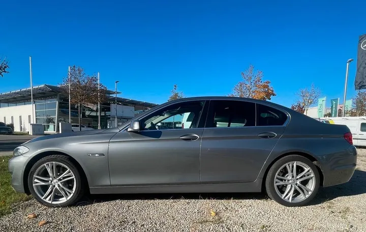 BMW 525