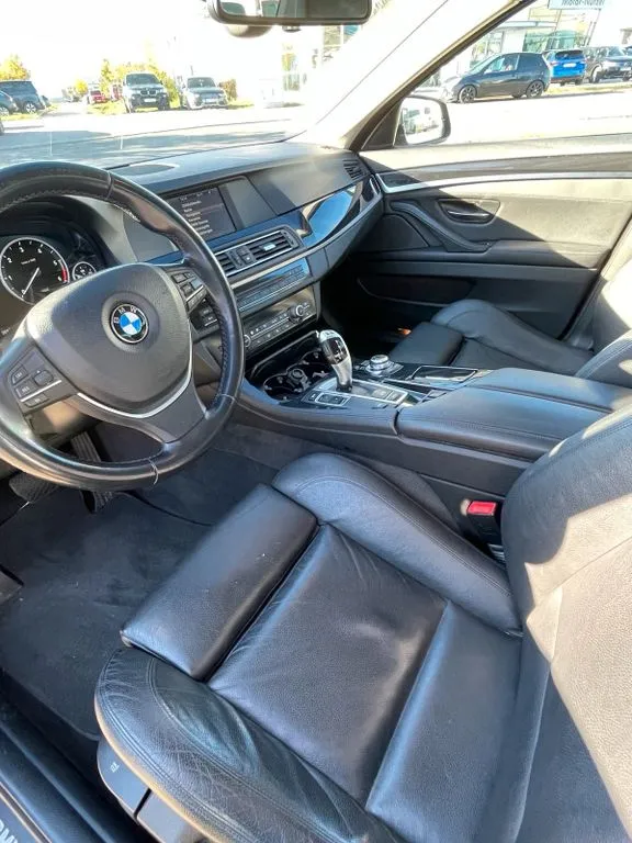 BMW 525