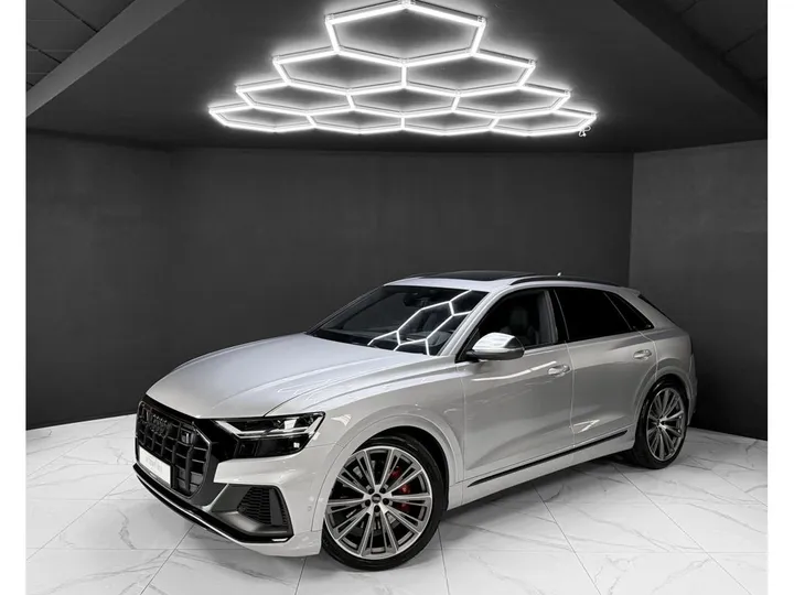 Audi SQ8