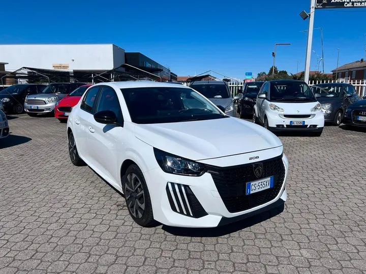 Peugeot 208
