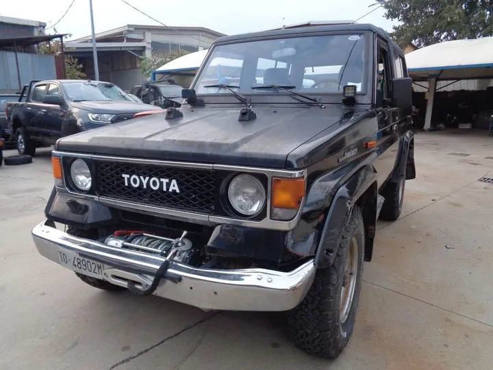 Toyota Land Cruiser