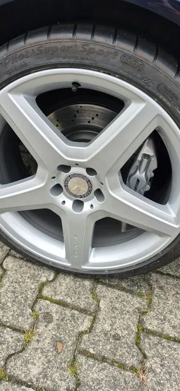 Mercedes-Benz E 55 AMG