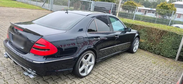 Mercedes-Benz E 55 AMG