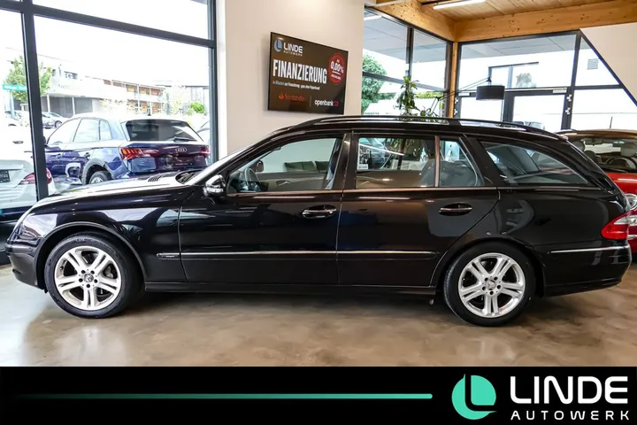 Mercedes-Benz E 230
