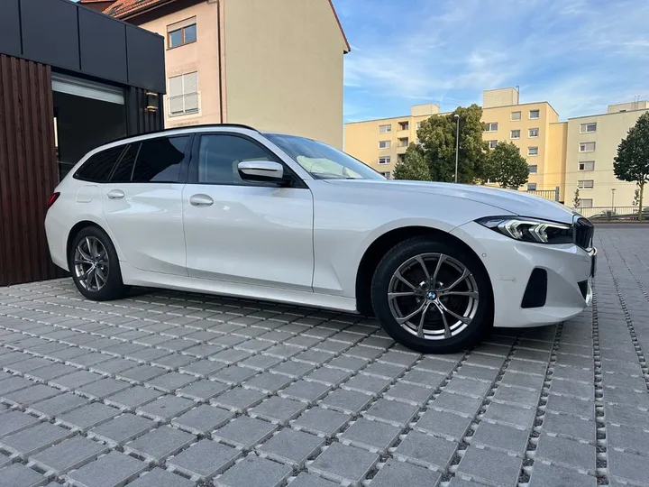 BMW 320
