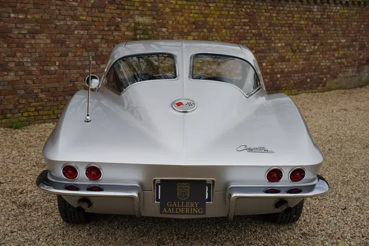 Corvette C2