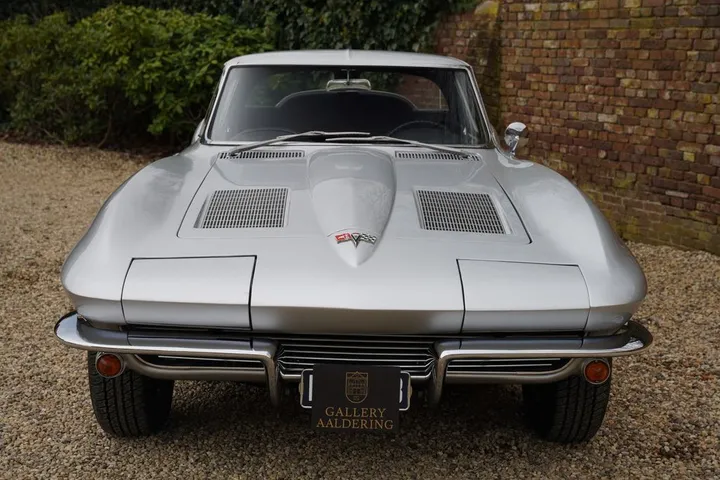 Corvette C2