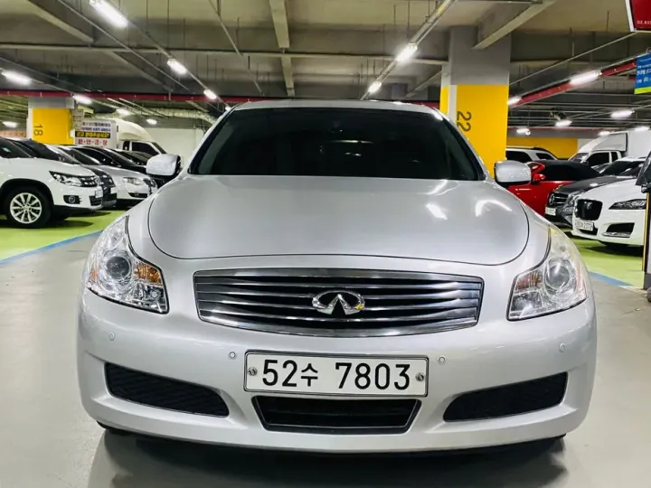 Infiniti G