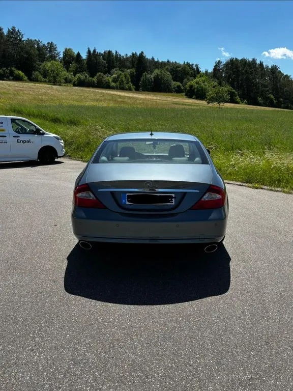 Mercedes-Benz CLS 320