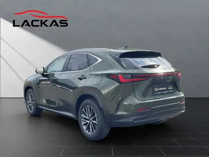 Lexus NX 450h